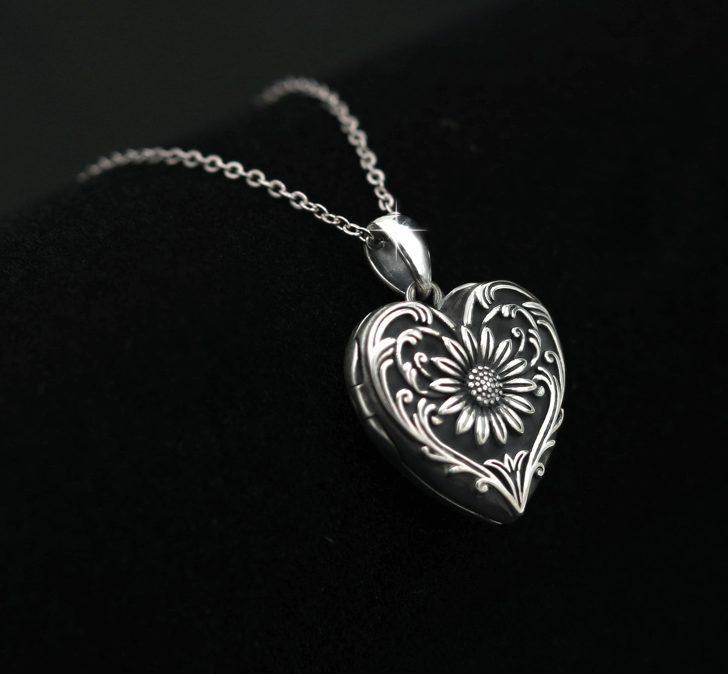 
                  
                    Sunflower S925 Sterling Silver Heart Locket Necklace
                  
                